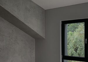 trijų dekoratyvinių apdailų – VIK, BRONX ir Logan – harmonija