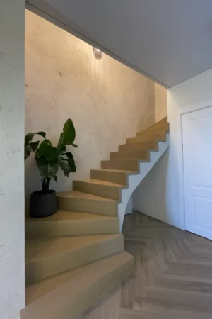 Tekstūra_ Monolito imitacija (lygi su patrupėjimu), Spalva_ Natūrali
