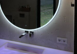 Dekoratyvinis tinkavimas vonioje. Dekoras BRONX