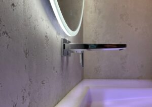 Dekoratyvinis tinkavimas vonioje. Dekoras BRONX