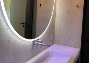 Dekoratyvinis tinkavimas vonioje. Dekoras BRONX